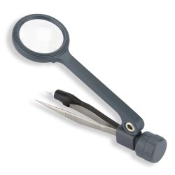 Carson Lupp med pincett