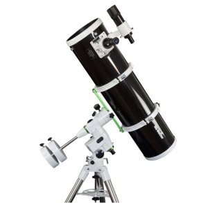 Skywatcher Explorer 200P stjrnkikare med EQ5 montering 